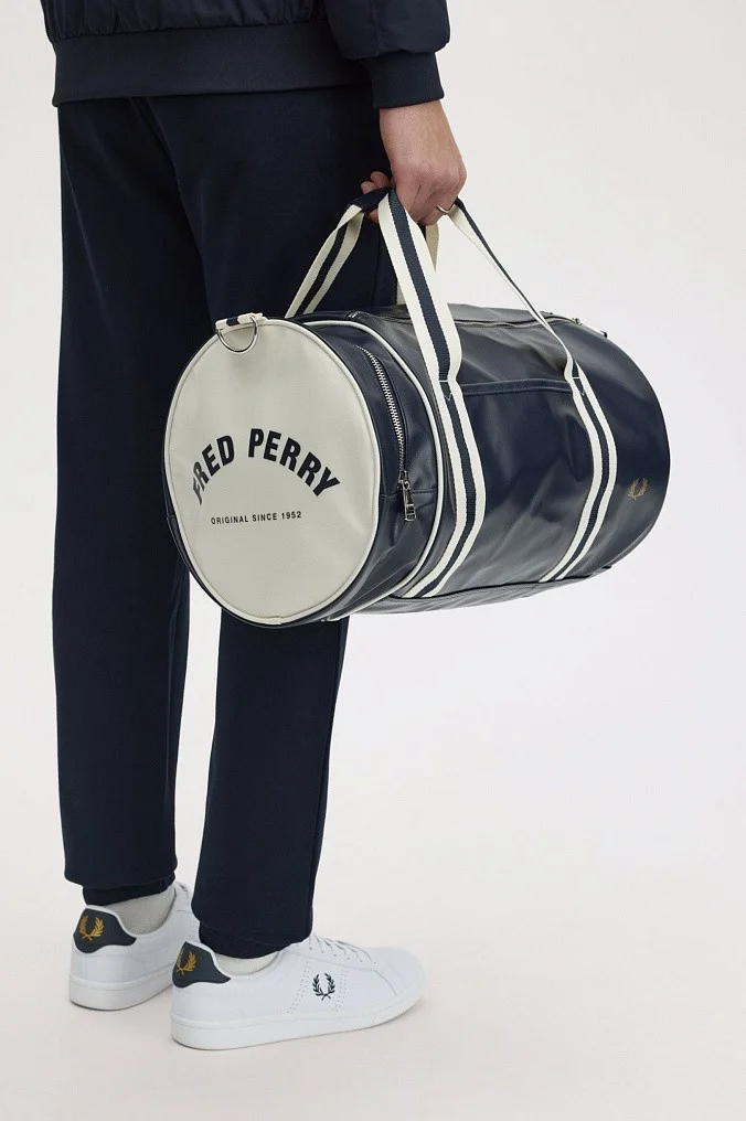 Сумка Fred Perry Classic Barrel Bag