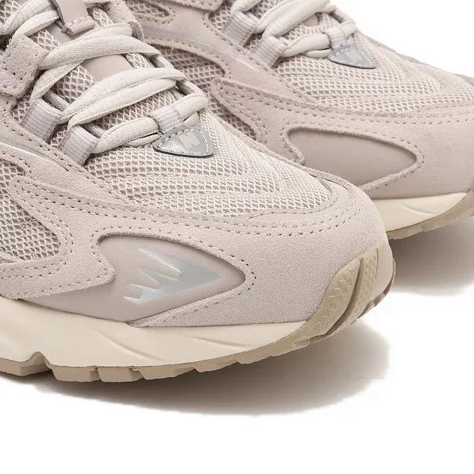 Кроссовки New Balance 725 ML725BC